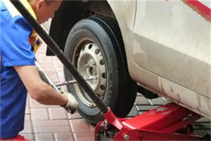 天山路附近拖车24小时服务热线电话